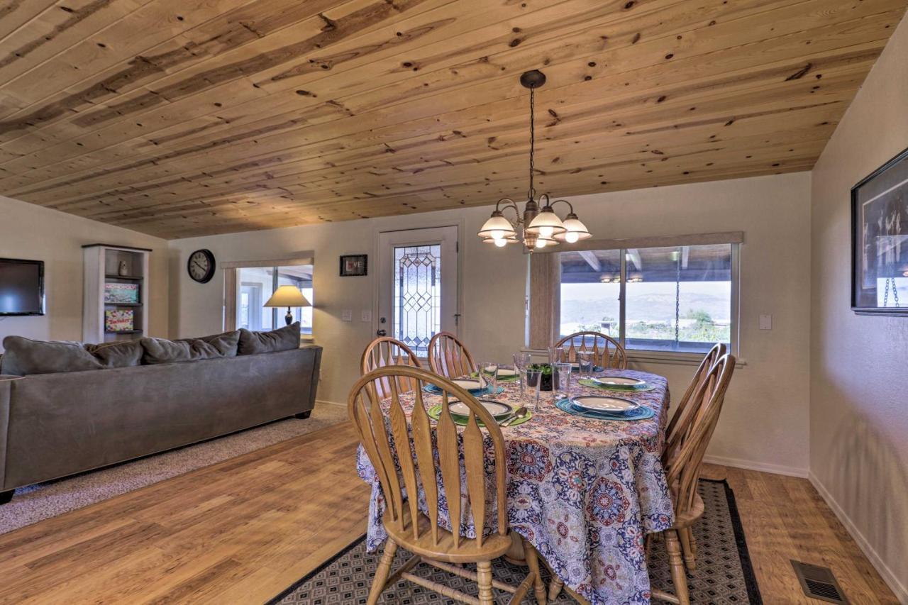 Rustic Bullhead City Retreat With Porch And Views Dış mekan fotoğraf